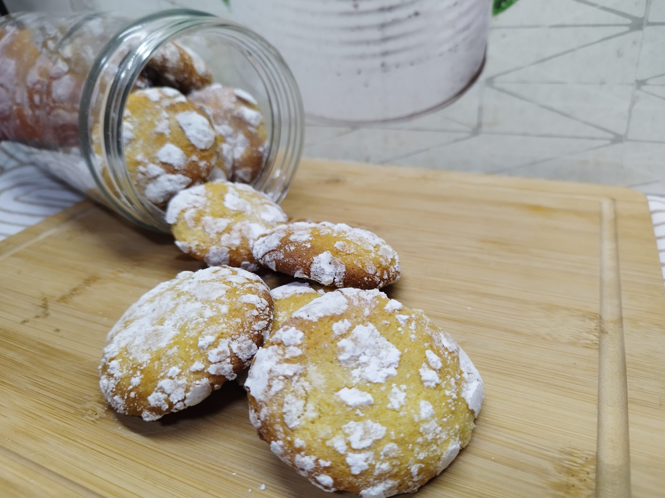 Bolachas de chocolate branco e limão